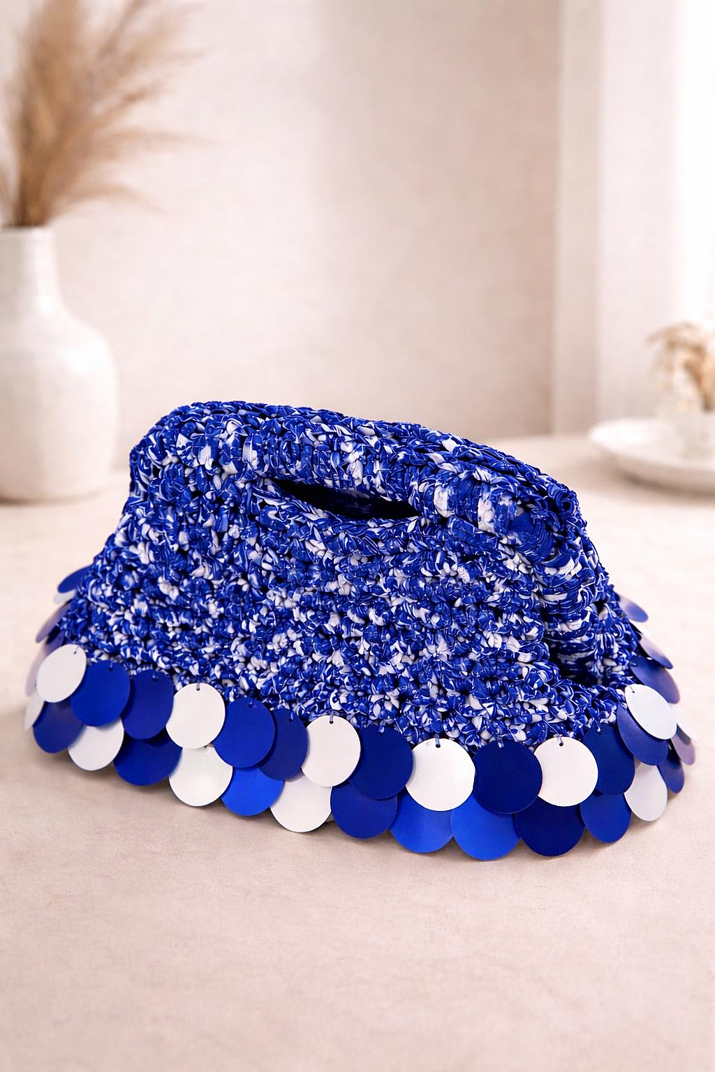 FÀÁRÍ Sequin Clutch - Image 4